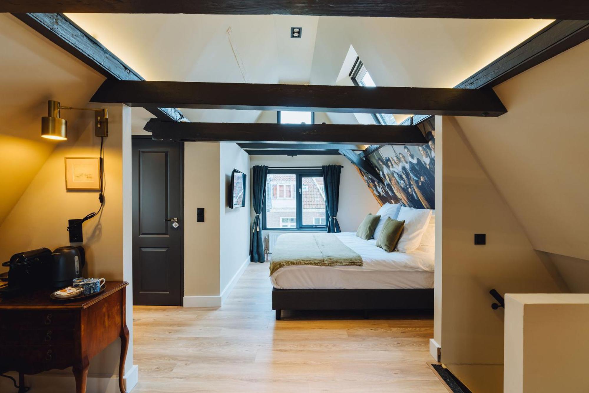 Lok Historics Luxury Art-Inspired Loft In Historic City Centre! 하를렘 외부 사진