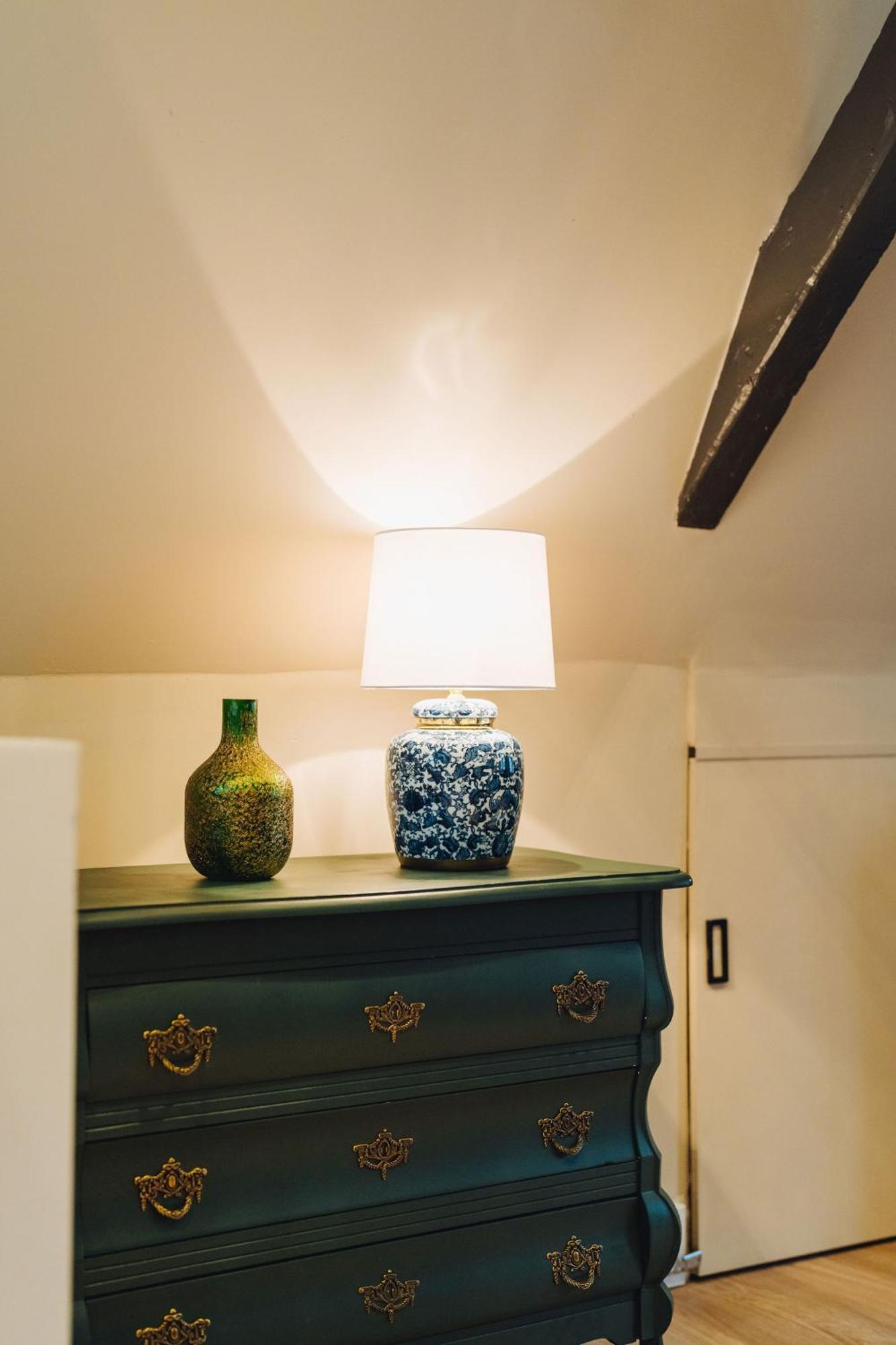 Lok Historics Luxury Art-Inspired Loft In Historic City Centre! 하를렘 외부 사진
