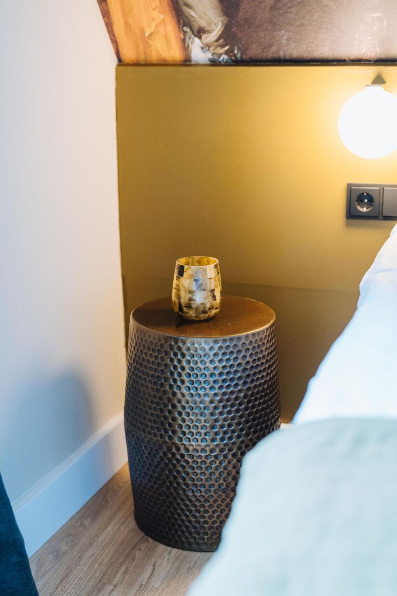 Lok Historics Luxury Art-Inspired Loft In Historic City Centre! 하를렘 외부 사진