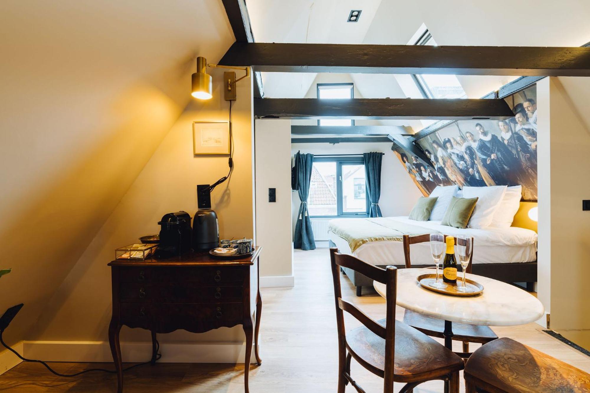 Lok Historics Luxury Art-Inspired Loft In Historic City Centre! 하를렘 외부 사진