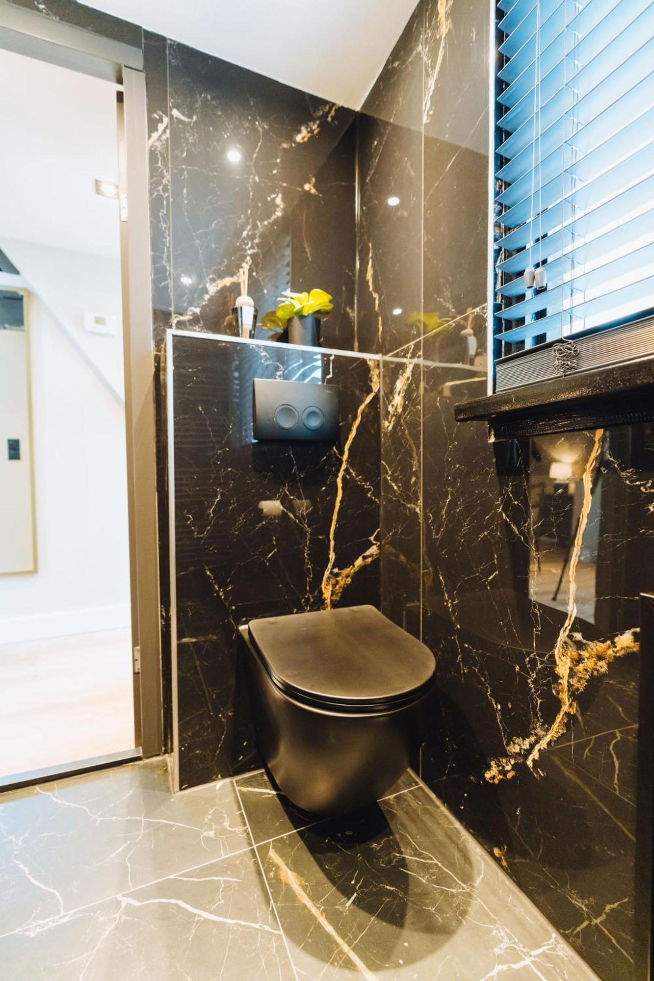 Lok Historics Luxury Art-Inspired Loft In Historic City Centre! 하를렘 외부 사진