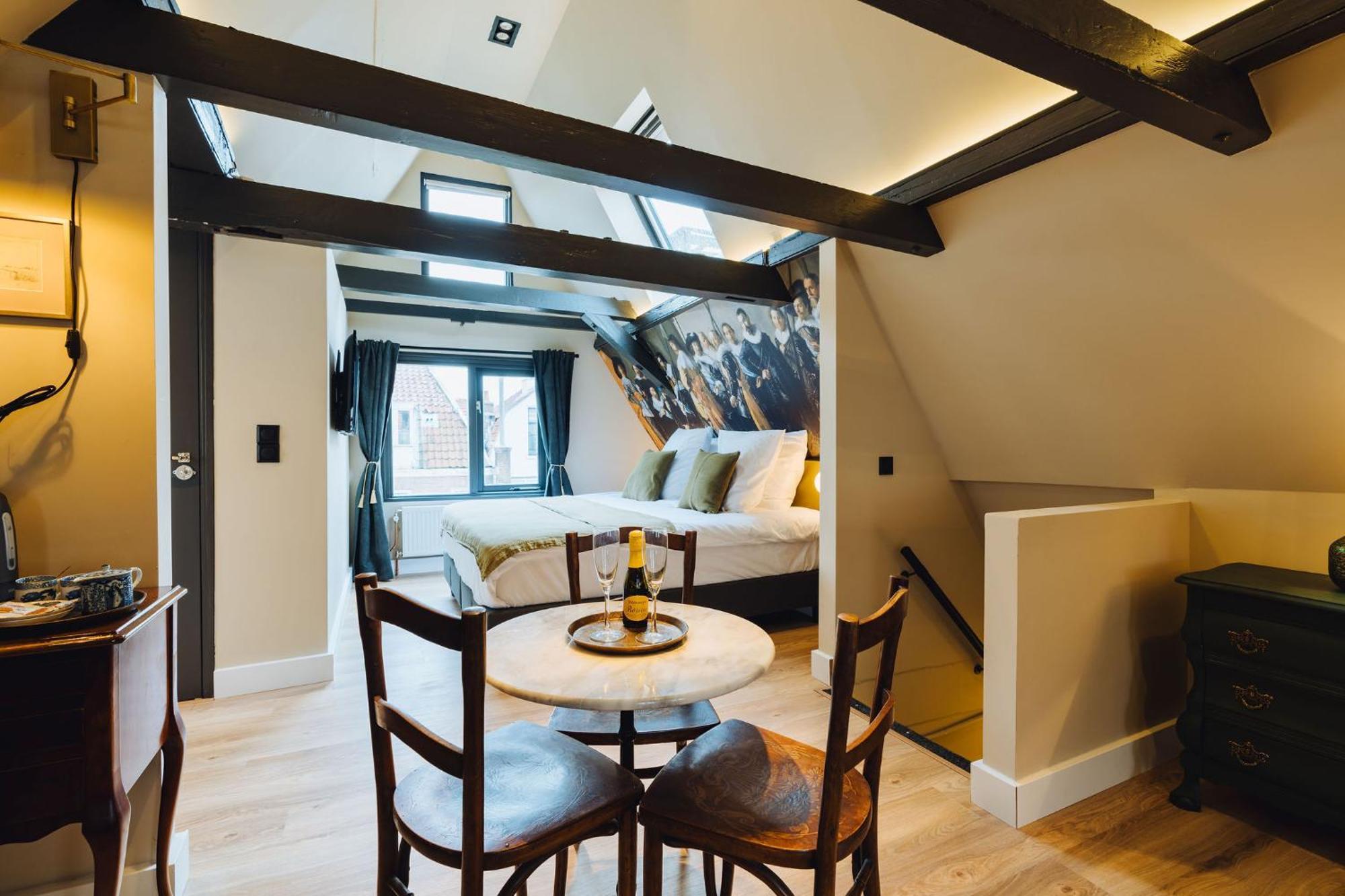 Lok Historics Luxury Art-Inspired Loft In Historic City Centre! 하를렘 외부 사진